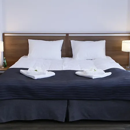 Glas-Hotel 3* Żary Zewnętrze zdjęcie
