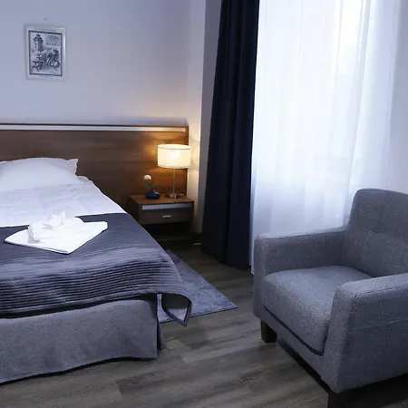 Glas-Hotel 3* Żary Zewnętrze zdjęcie